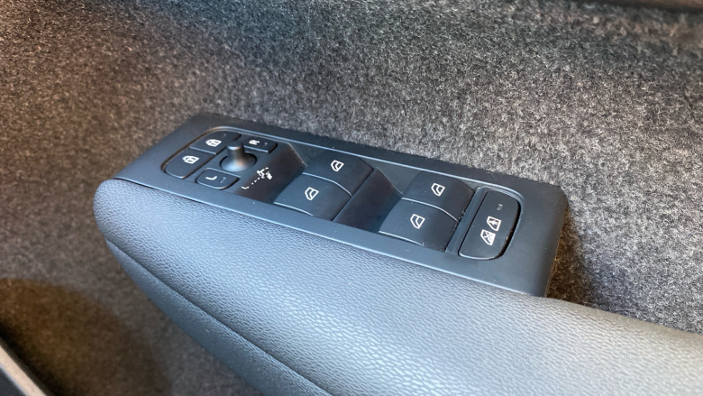 Volvo Xc40 1.5 T5 Recharge PHEV Ultimate Dark 5dr Auto Estate